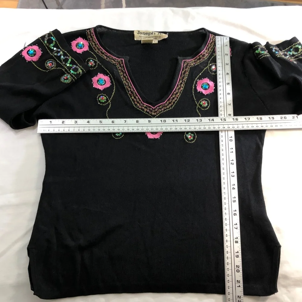 Joseph A finely knit sweater embellished floral - Picture 6 of 8